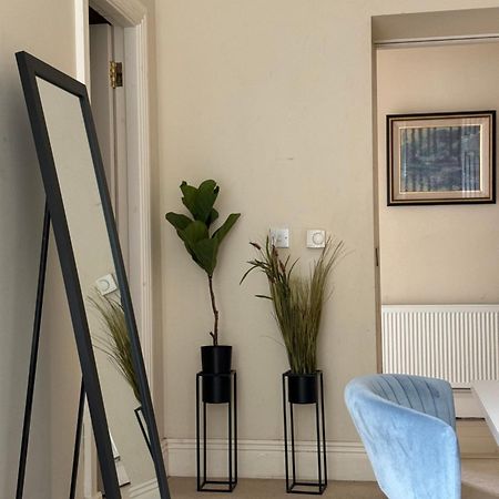Room With Private Bathroom Near The Center Cork Bagian luar foto