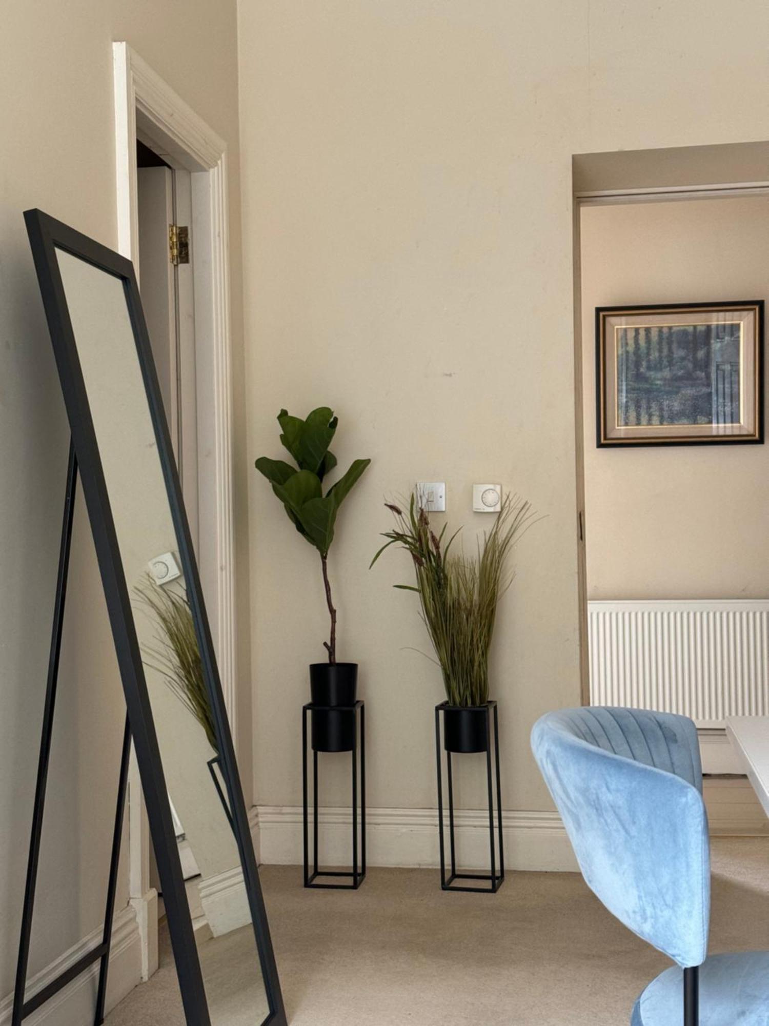 Room With Private Bathroom Near The Center Cork Bagian luar foto